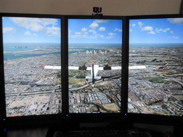 Attached Image: triple monitor.jpg